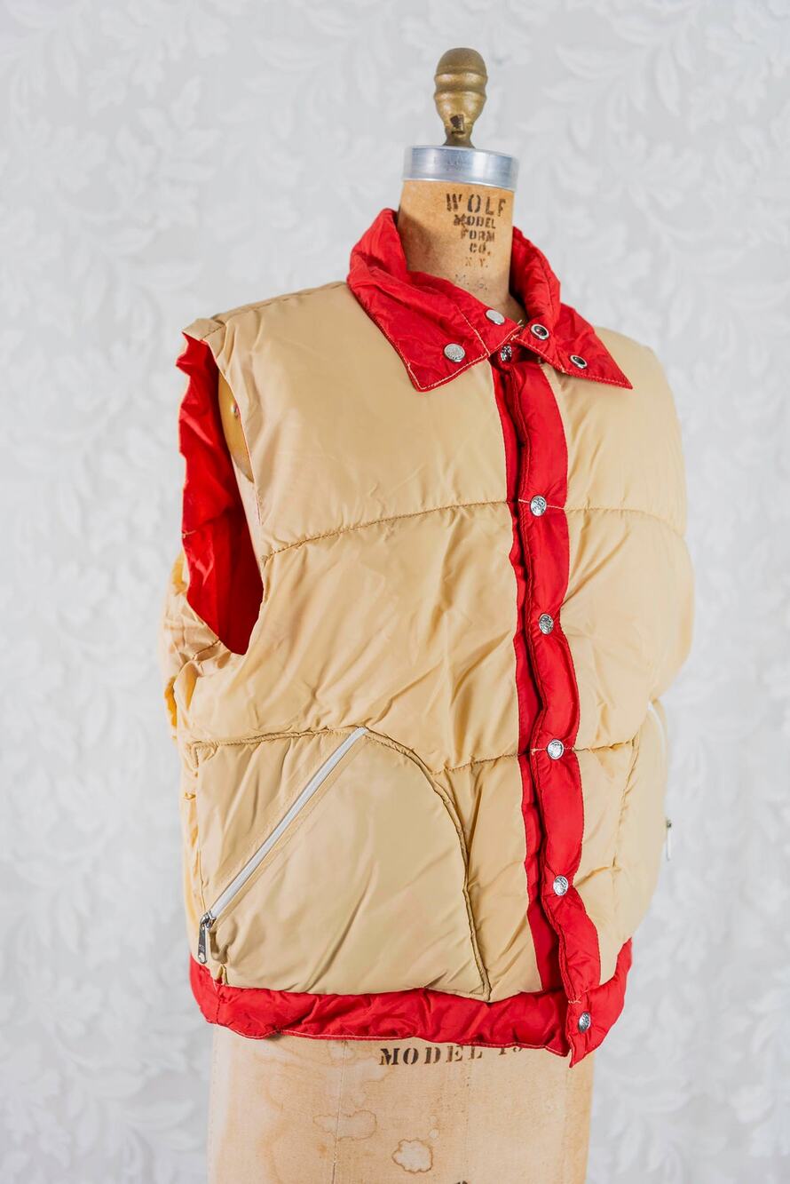 Vintage 80s Reversible Puffer Vest Red Tan, Indie Retro Quilted Snap Front, LG
